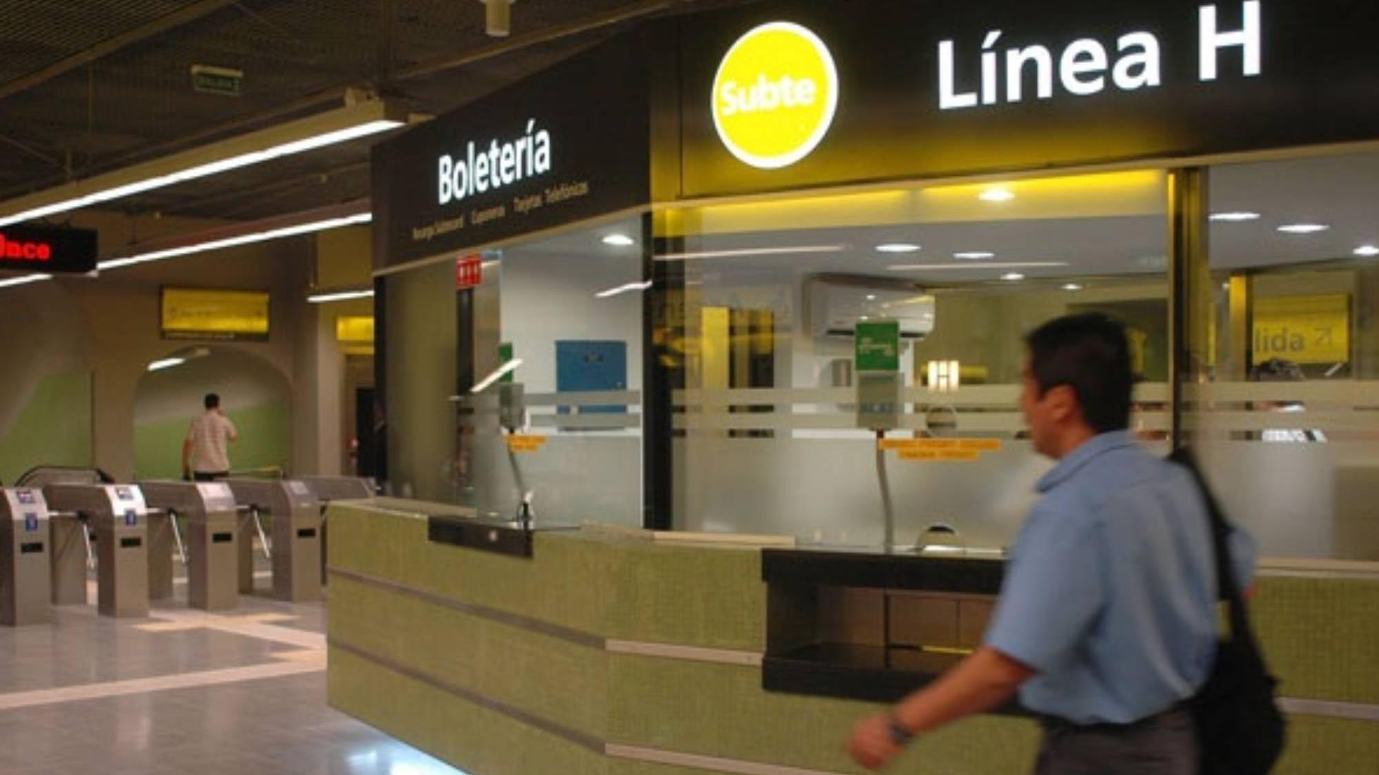 ¡Atención usuarios! Líneas A y H de subtes con cambios: apertura de molinetes y corte de servicio.