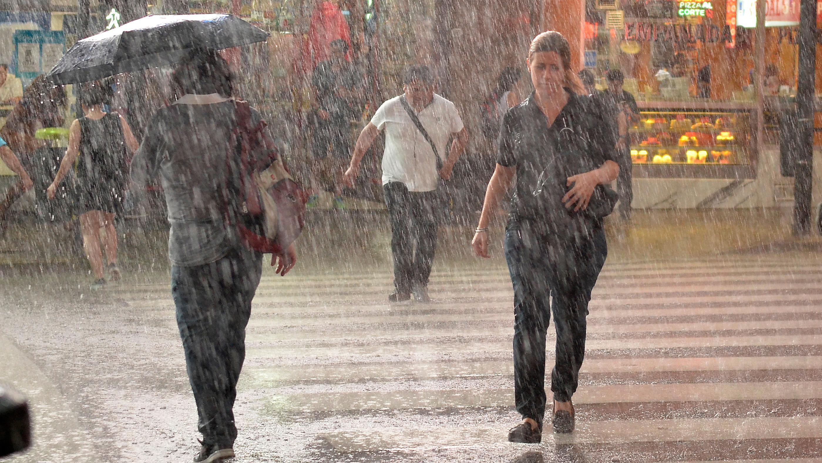 Las lluvias llegarán este domingo y bajarán las temperaturas (Fernando Pérez Ré / Crónica).