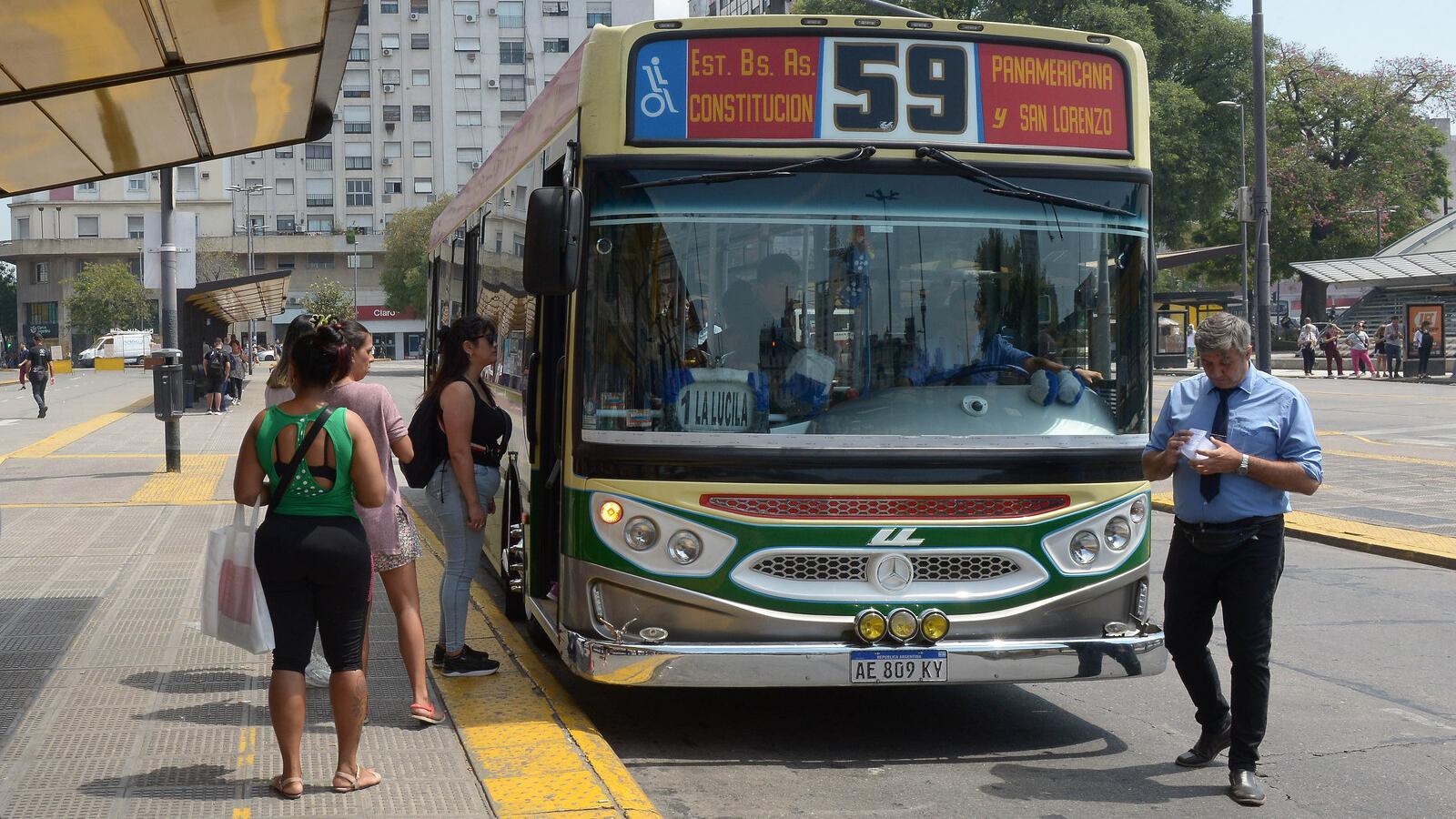 Las empresas de colectivos suspendieron el lockout que tenían previsto para este miércoles en el AMBA (Crónica/Nahuel Ventura/Archivo).