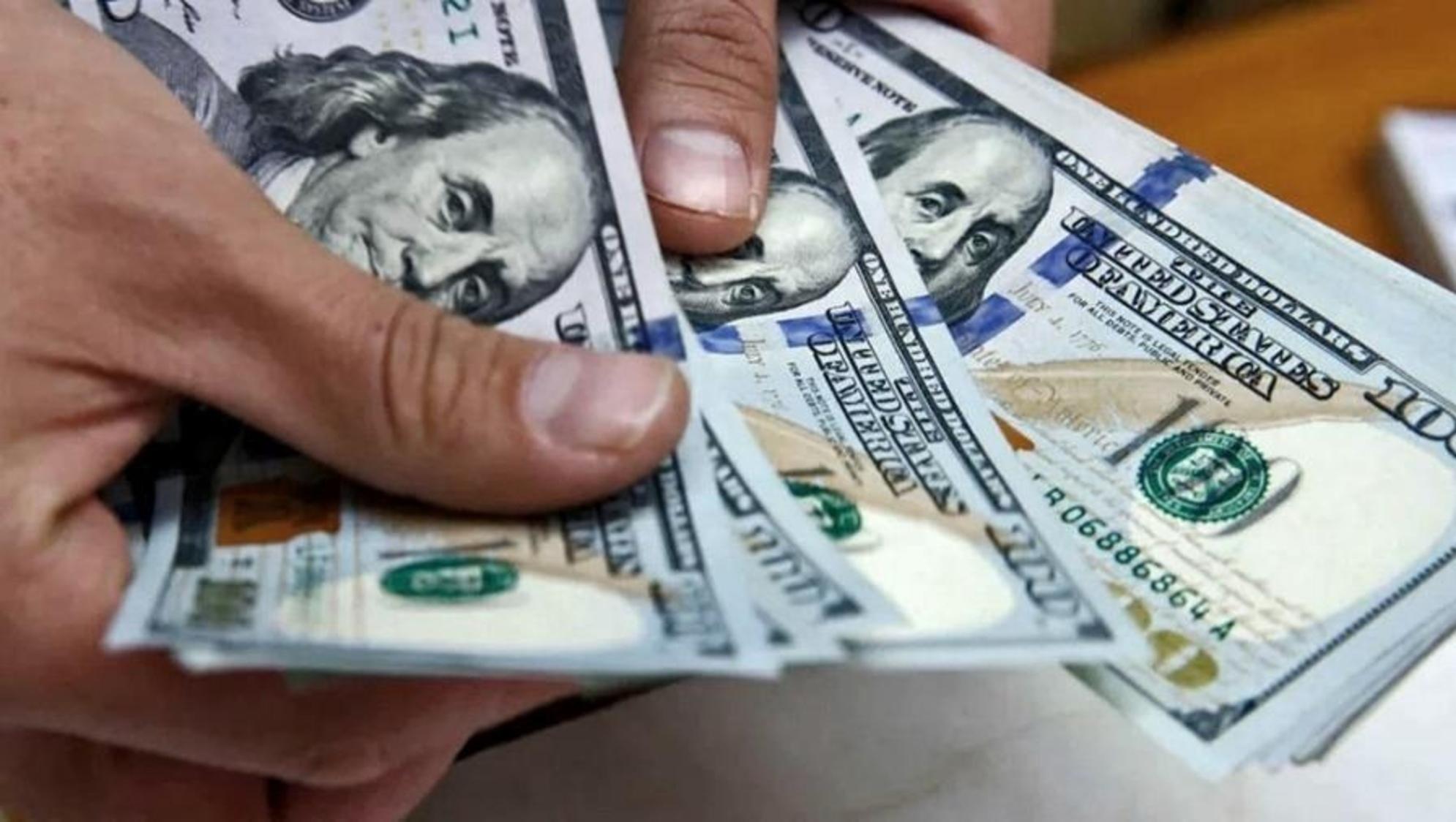 La suba del dólar blue puso en duda a los ahorristas frente al   <a href='https://www.cronica.com.ar/tags/Plazo fijo'>Plazo fijo</a> tradicional en pesos.