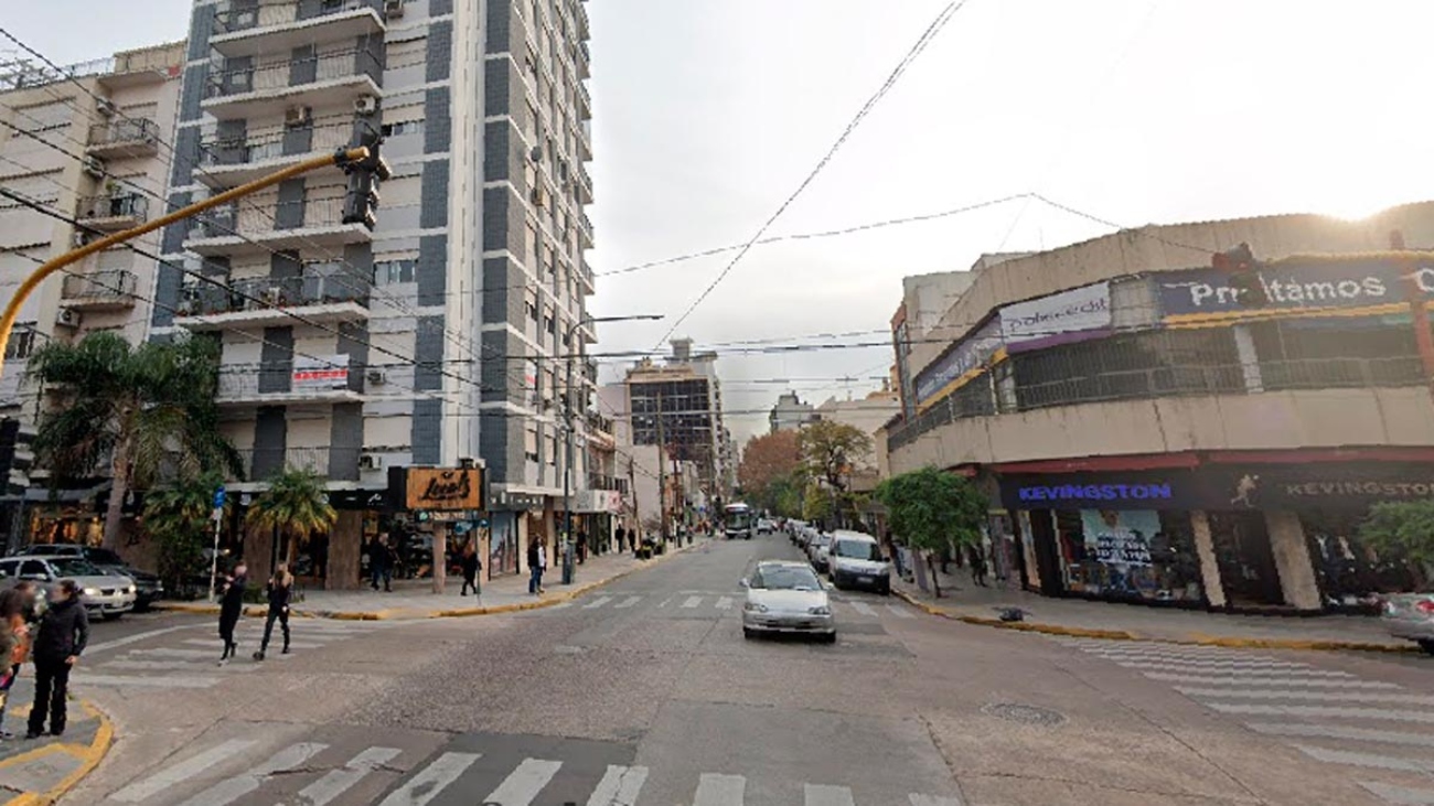 El hecho ocurrió ayer por la tarde a pocos metros de la intersección de las calles España y Gorriti.