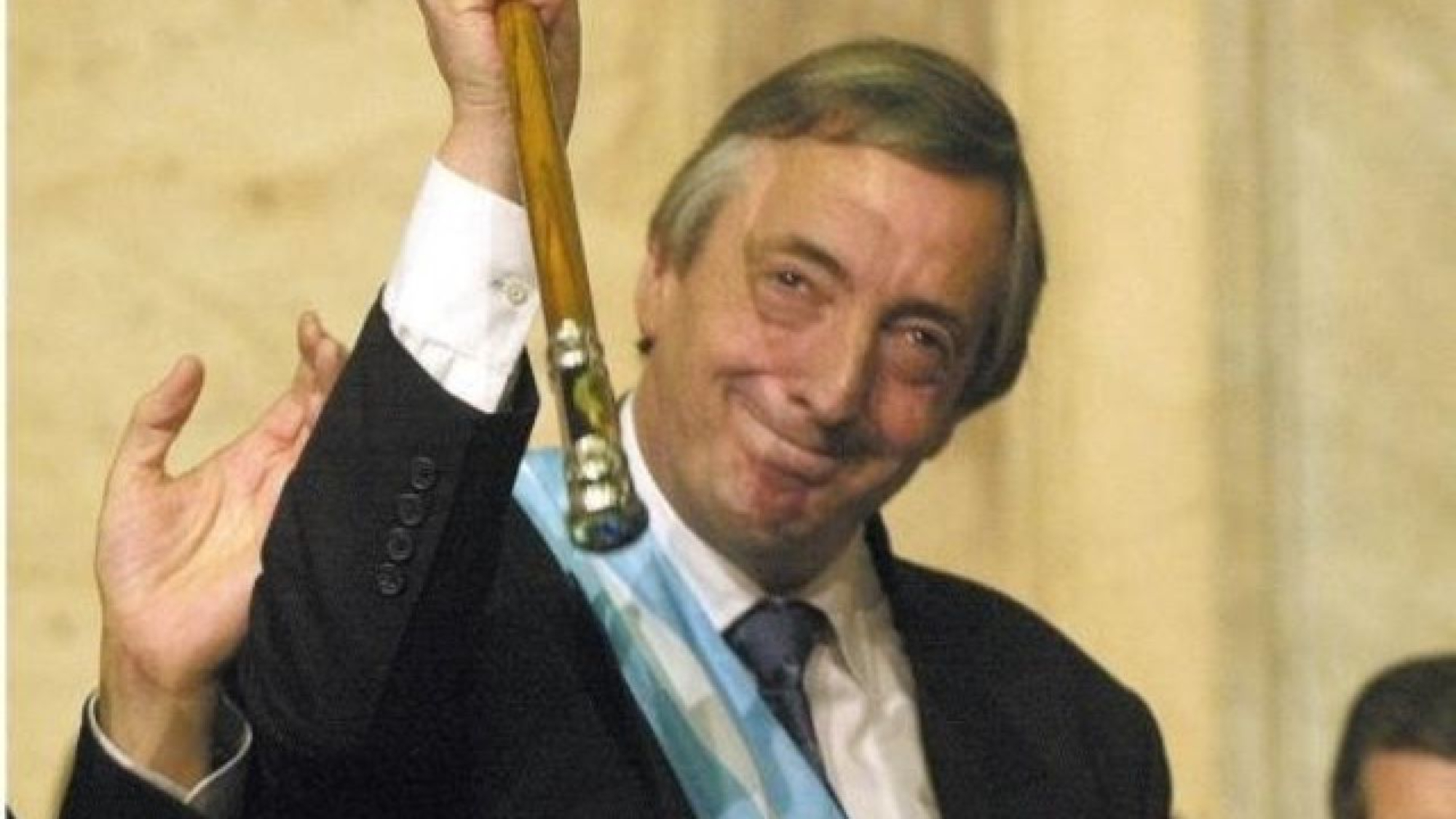 Néstor Kirchner sacó el 22% de los votos en las elecciones de 2003. Su rival, Carlos Menem, no se presentó al balotaje.