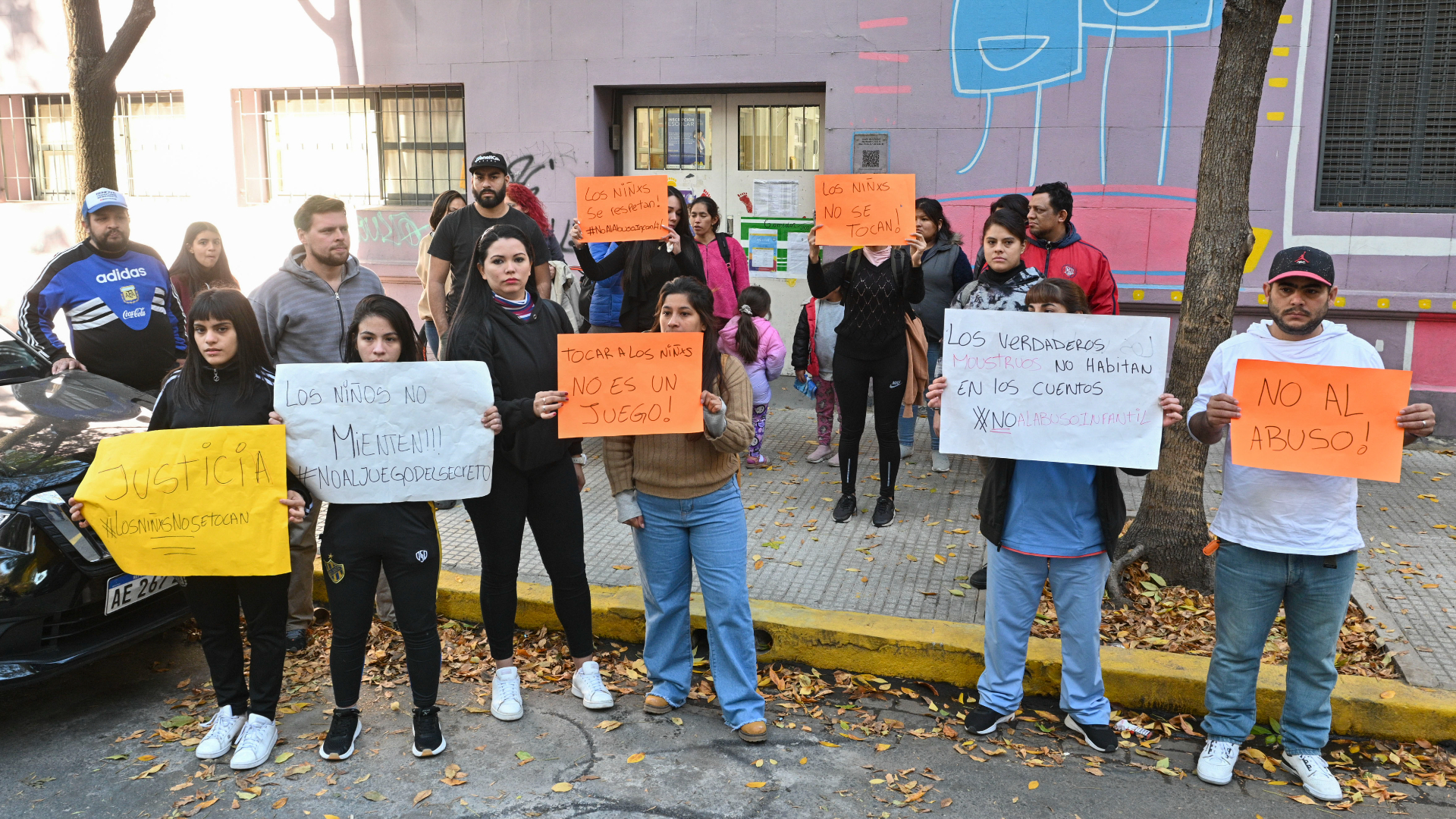 Los padres de los damnificados realizaron un 