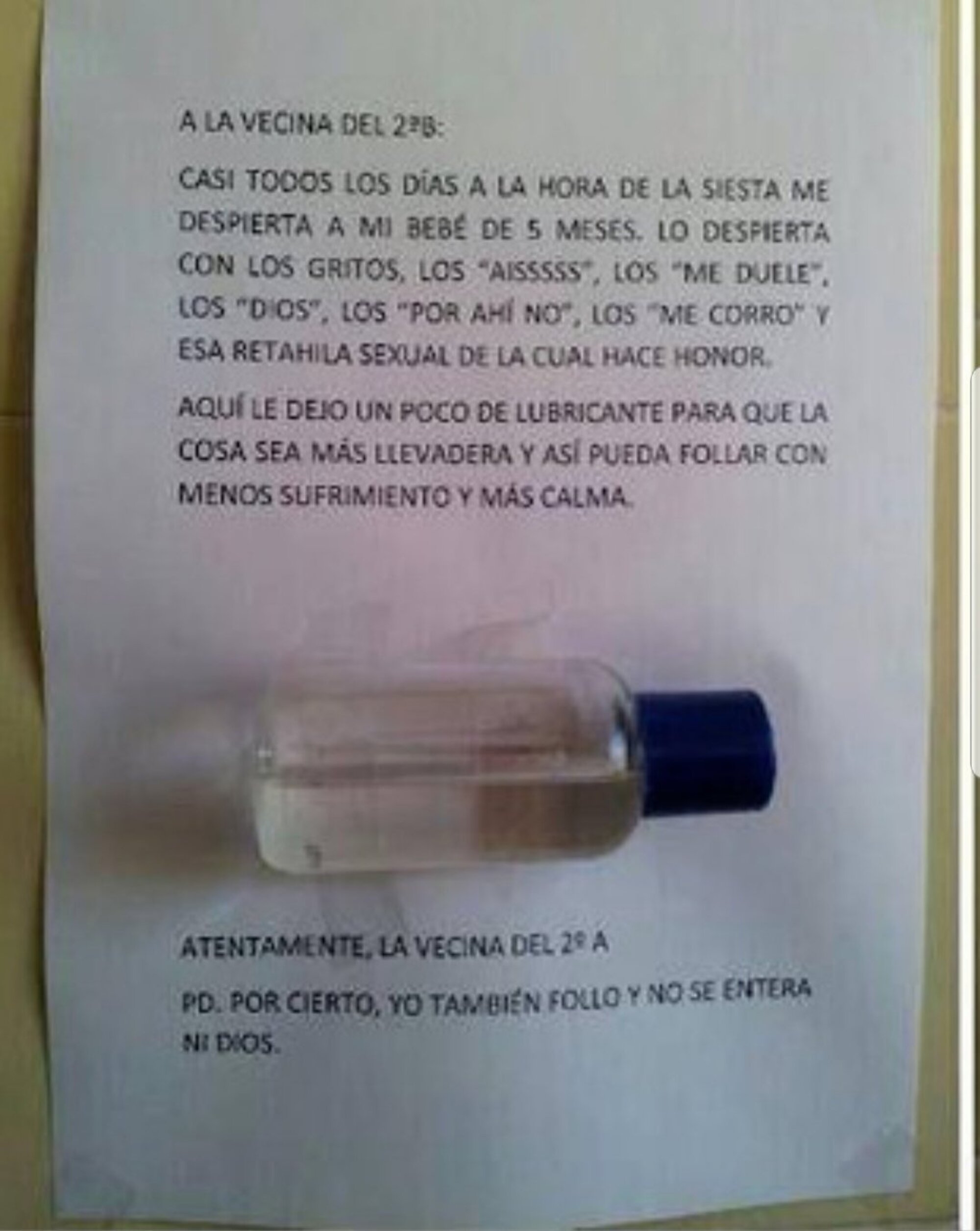 La primera carta que apareció en el edificio.