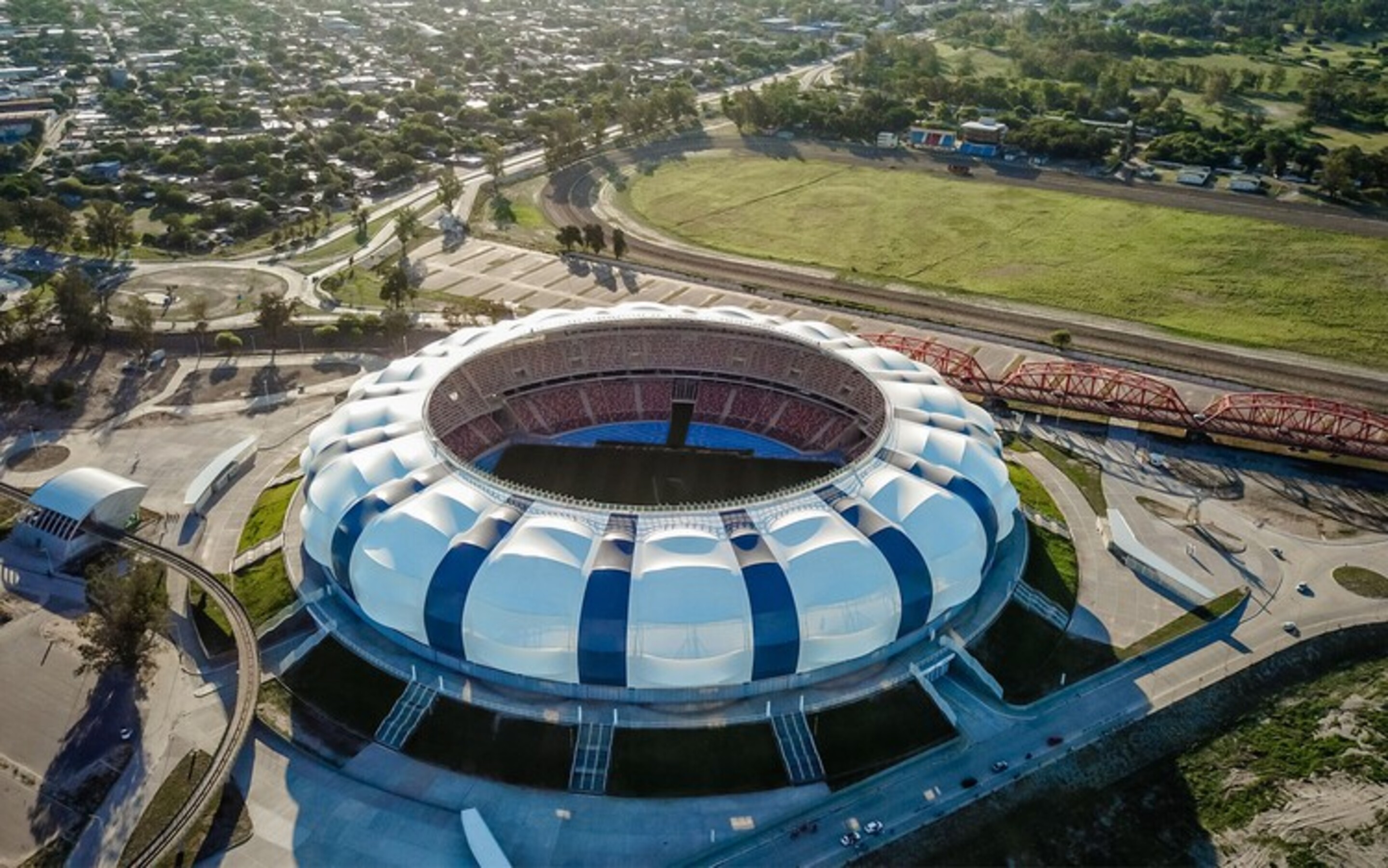 El Estadio Madre de Ciudades estará repleto para ver a la Selección Argentina.