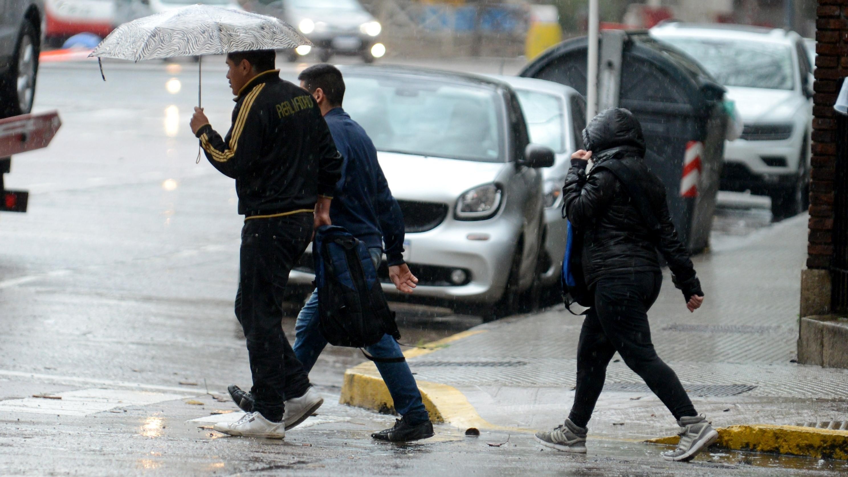 Se acercan las lluvias a la ciudad de Buenos Aires (Hernán Nersesian/Crónica).