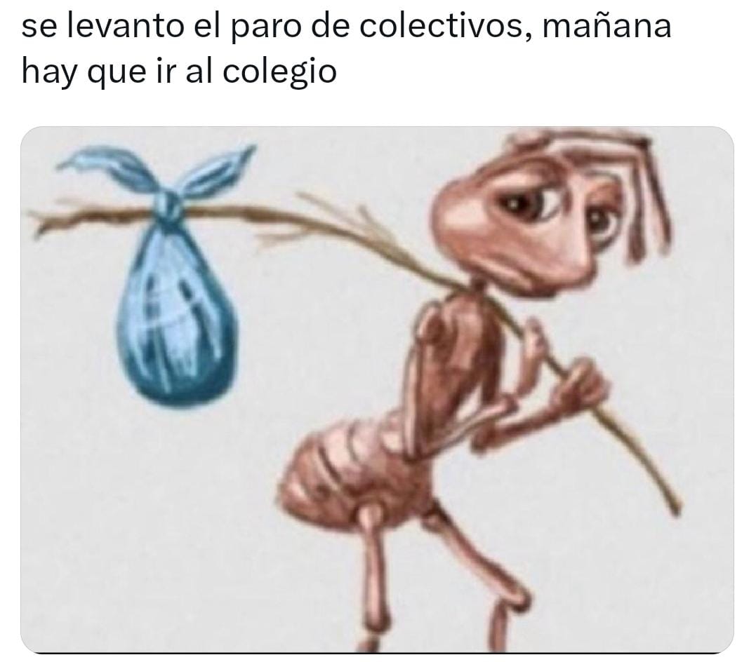 Se levantó el paro de colectivos y estallaron los memes (Twitter).