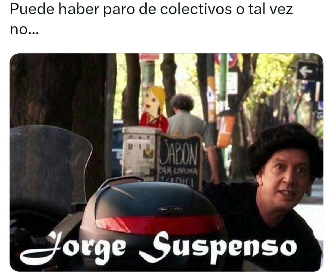 Se levantó el paro de colectivos y estallaron los memes (Twitter).