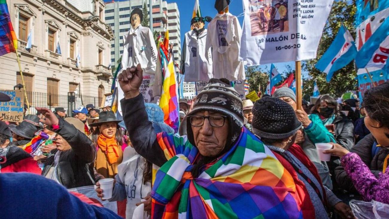 Multitudinaria convocatoria en Jujuy para protestar por la reforma constitucional (Télam).