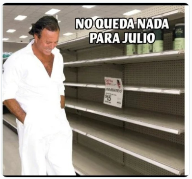 Los mejores memes por la llegada de Julio Iglesias (Twitter).