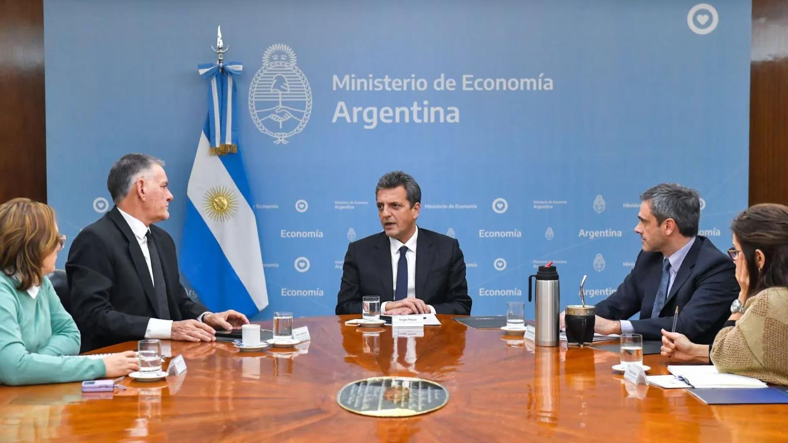 El ministro de Economía, Sergio Massa, analiza nuevas medidas (Archivo).