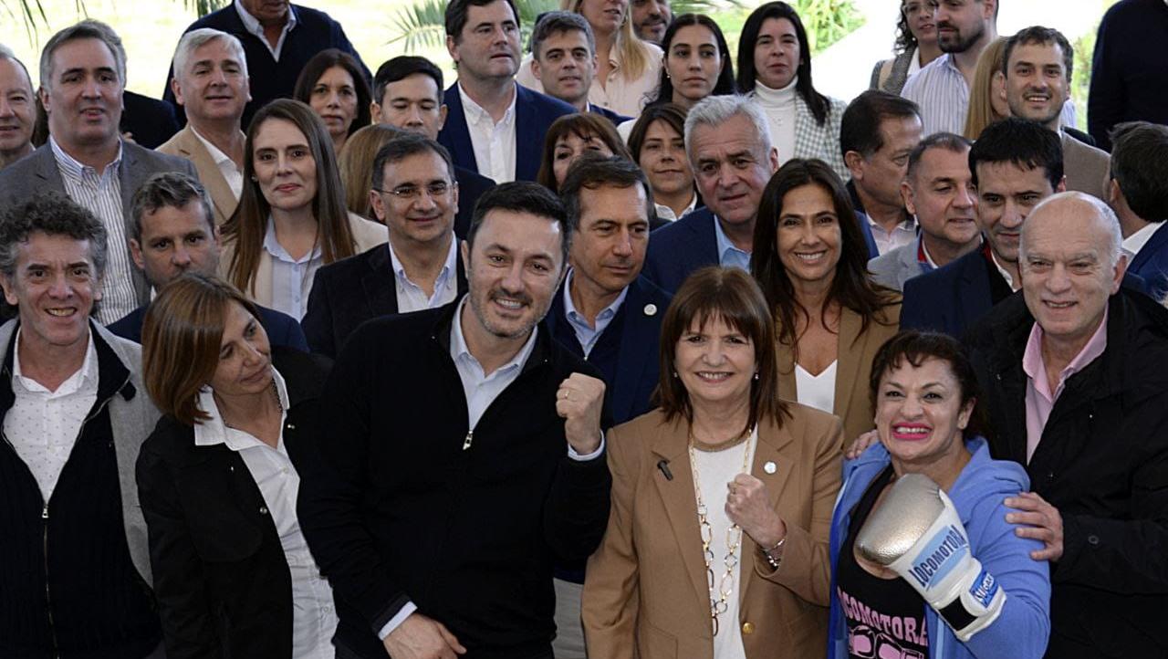 Patricia Bullrich presentó a sus precandidatos para las PASO (Twitter).