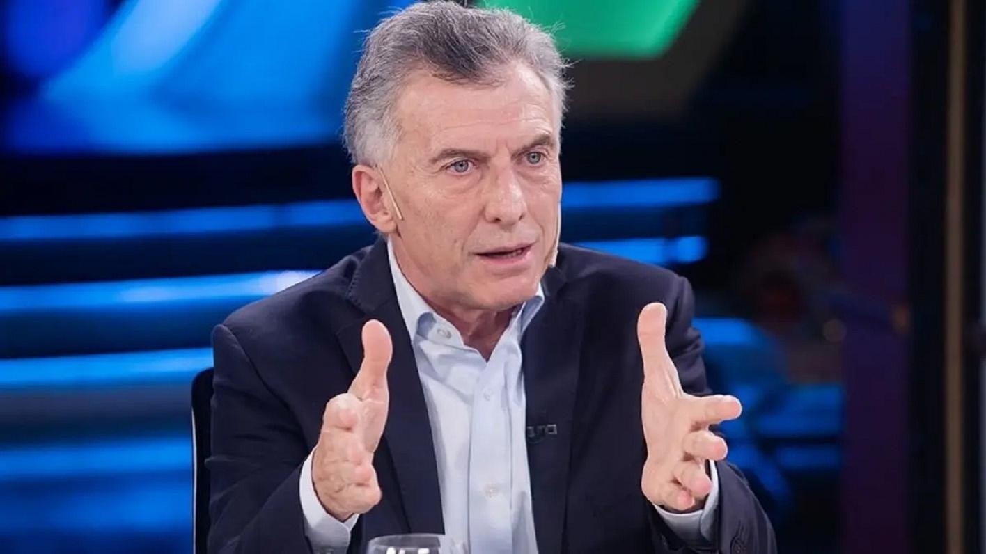 Macri reapareció con críticas.