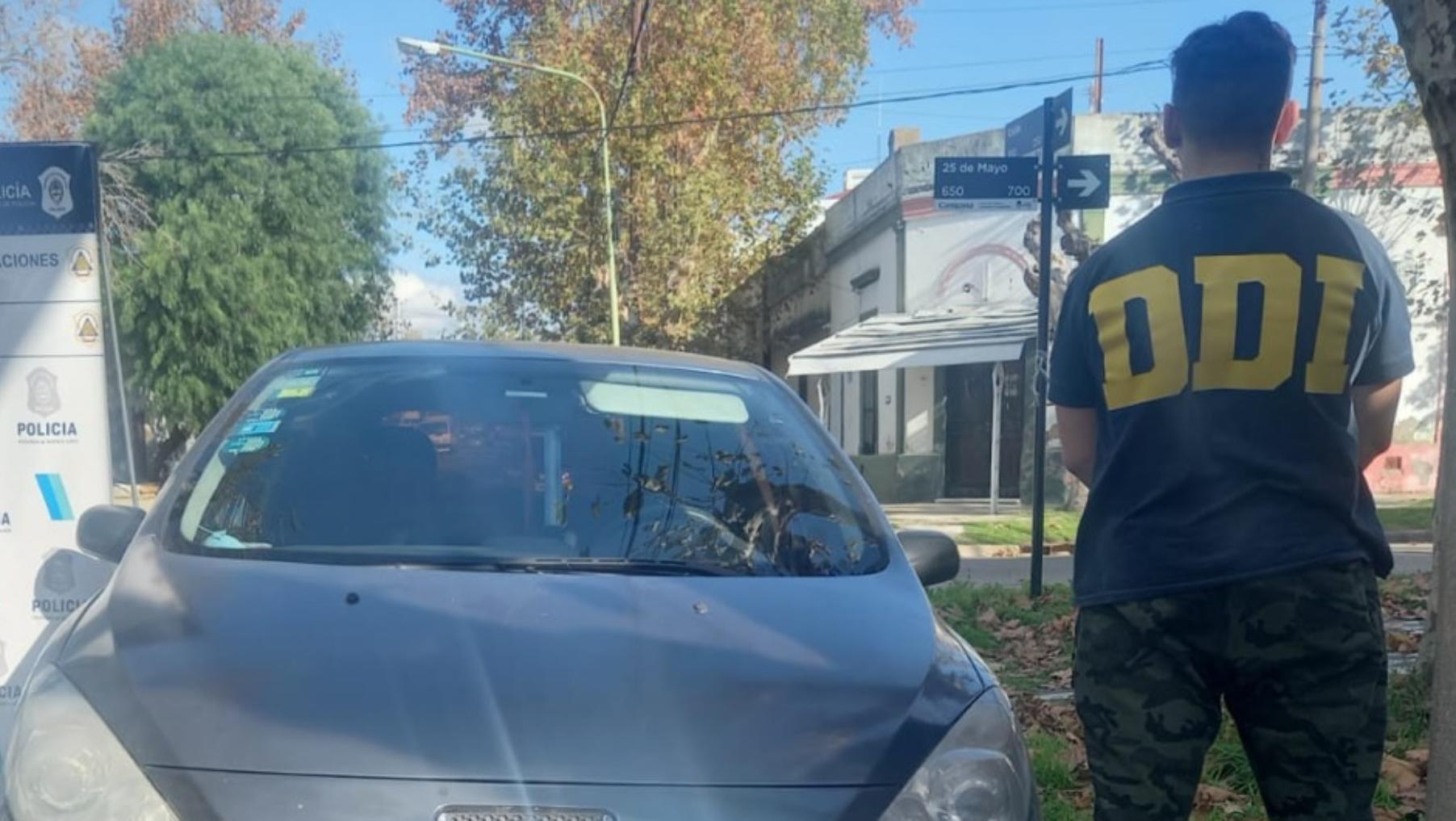 Este es el automóvil que fue secuestrado por los uniformados.