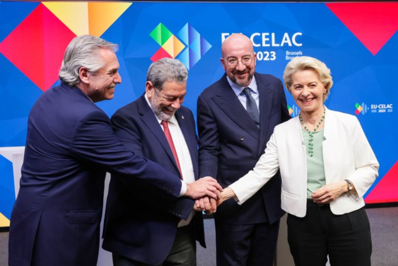 La histórica declaración conjunta de la UE-Celac sobre la cuestión Malvinas prosperó en ese encuentro pese a las 