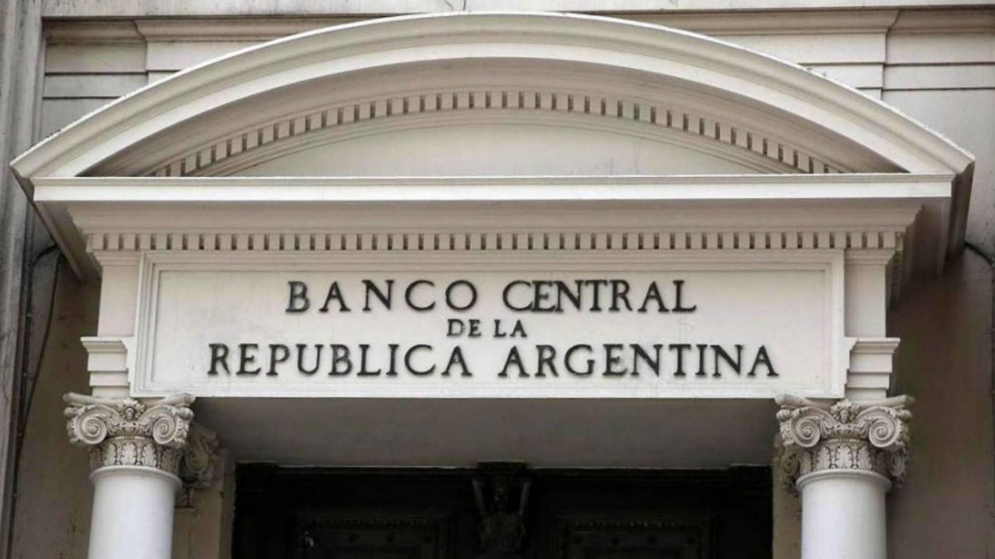 El Banco Central podría elevar la tasa de interés del   <a href='https://www.cronica.com.ar/tags/Plazo fijo'>Plazo fijo</a> si hay un salto de la inflación de julio.