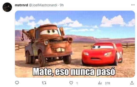 Estallaron los memes ante la anécdota viral de la mujer borracha que fue a hacer la licencia de conducir (Twitter).