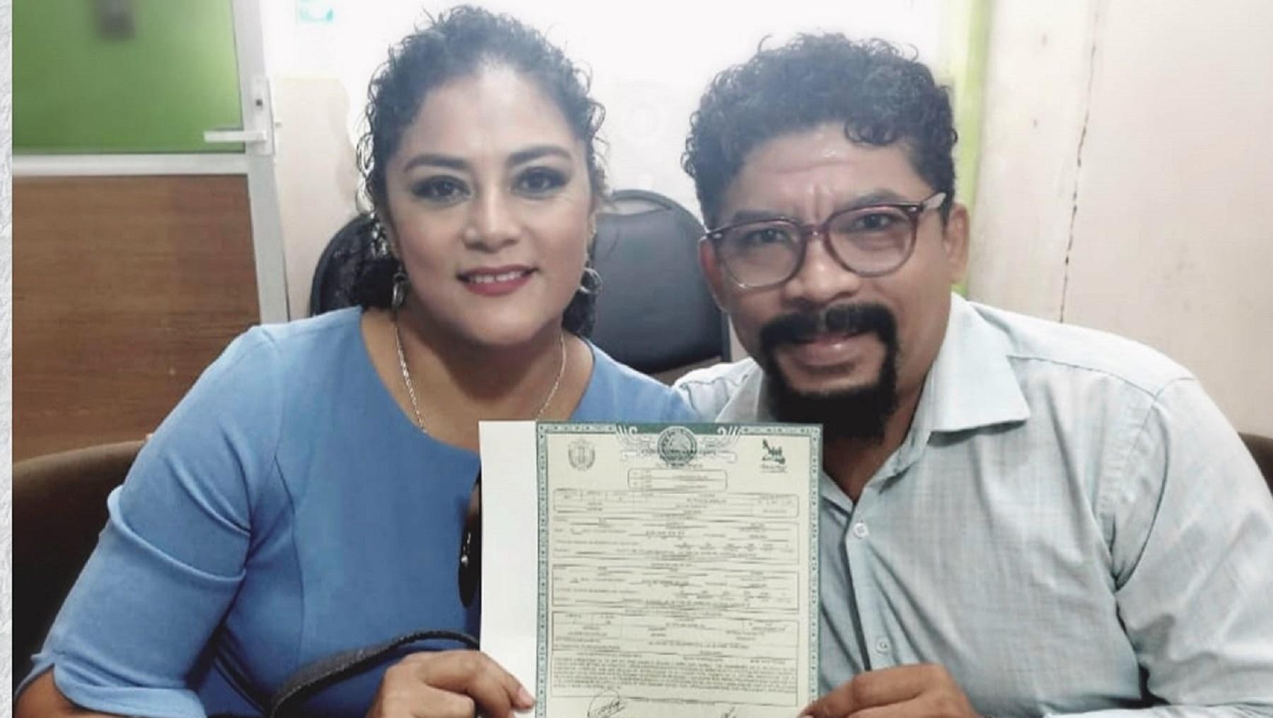 Festejaron su divorcio en las redes y la carta que publicaron se volvió viral (Facebook/@Norita LG).