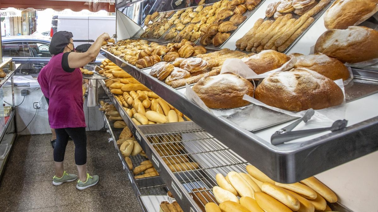 La suba de casi un 8% en el precio de la bolsa de harina ya se hace sentir en las panaderías del conurbano.