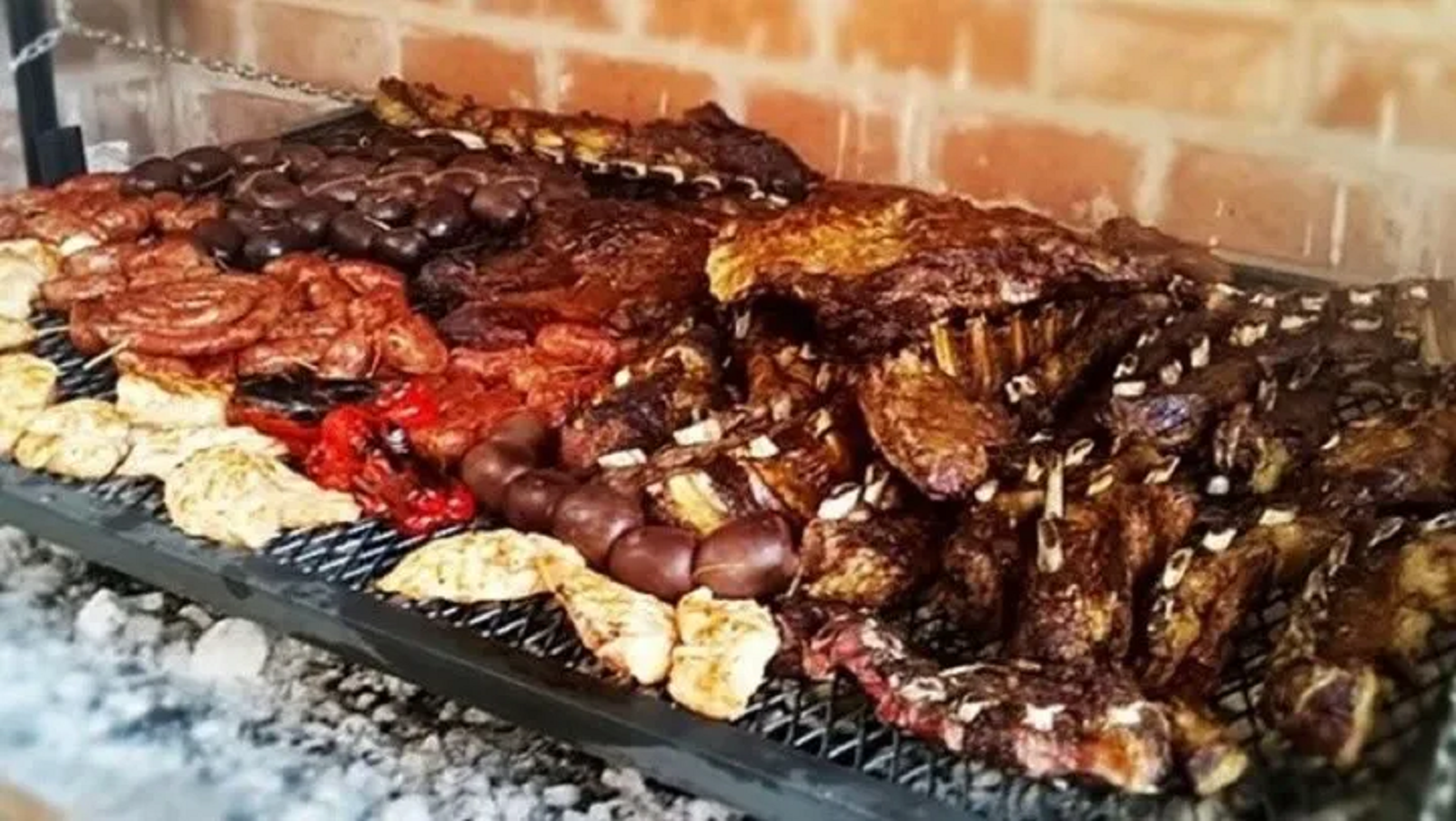 Asado “gasolero”: tres cortes de carne para reemplazar al vacío en una parrilla