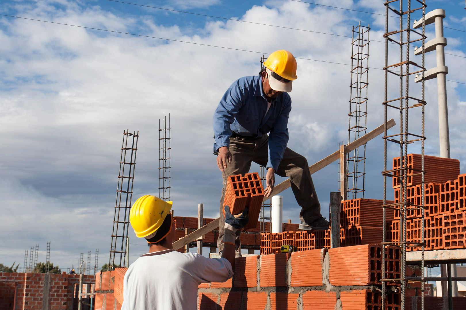 El bono de $60.000 será para aquellos trabajadores que cobran hasta $400.000 por mes.