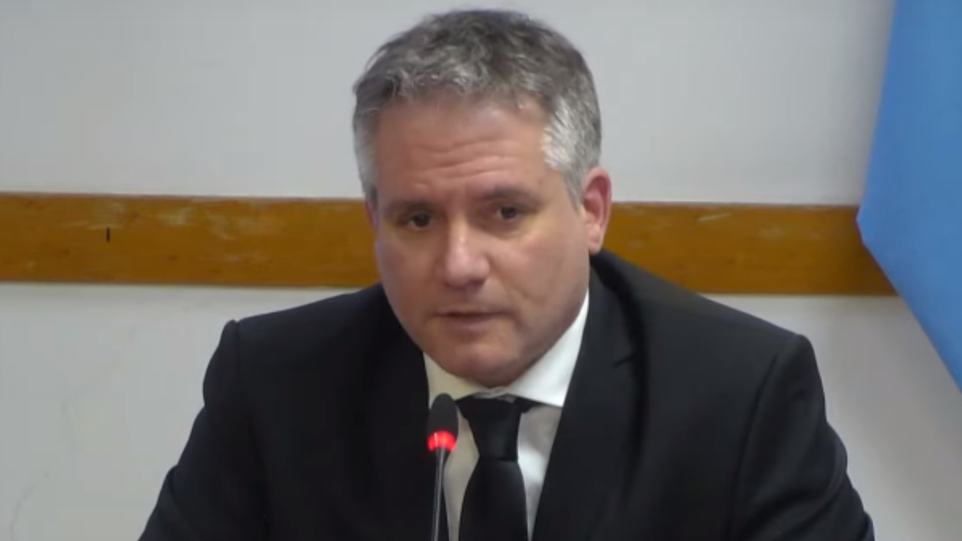 Marcelo D'Alessandro fue citado por la comisión de Juicio Político de la Cámara alta.