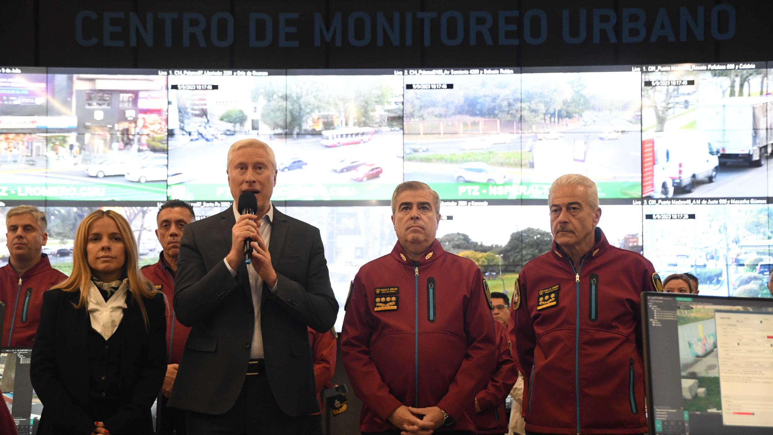 Gustavo Coria encabezó la conferencia desde el Centro de Monitoreo Urbano (CMU) en Chacarita.