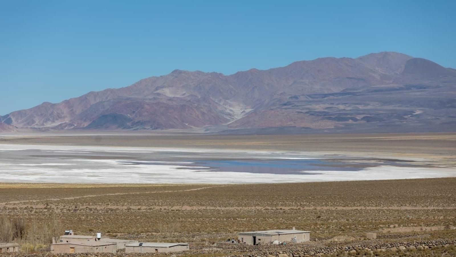 Laguna Blanca, en Catamarca, es uno de los sitios que se pueden visitar con el PreViaje 5 (Gentileza @TurDepAR).