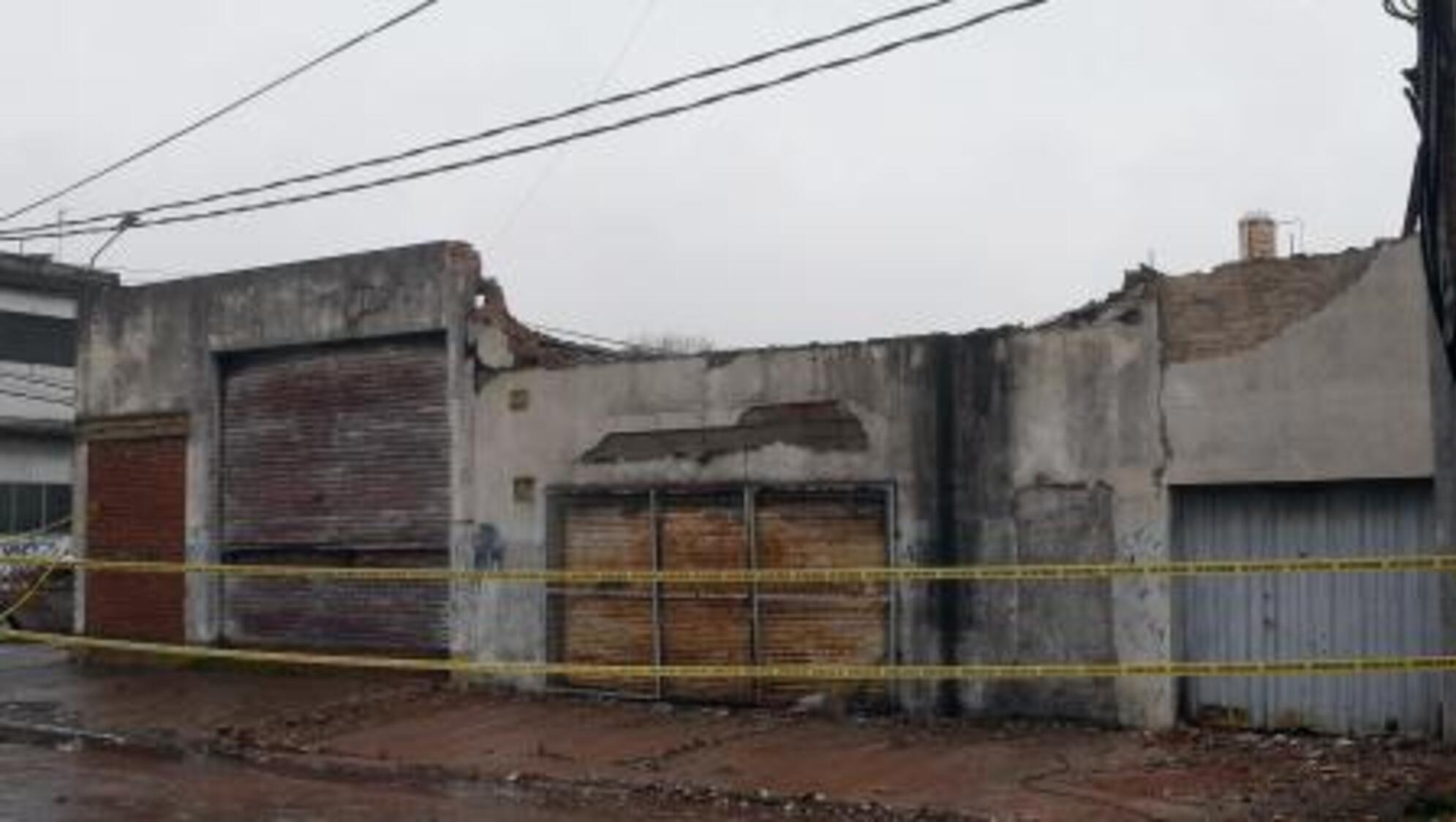 El derrumbe ocurrió en un depósito situado en Vicente López (Télam).