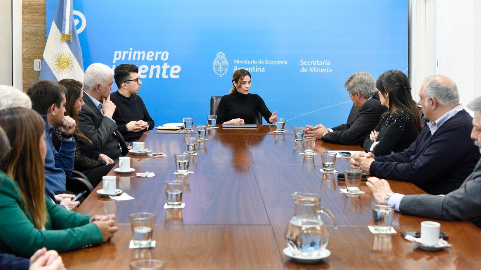 El encuentro compartido entre empresarios mineros y representantes del Gobierno.