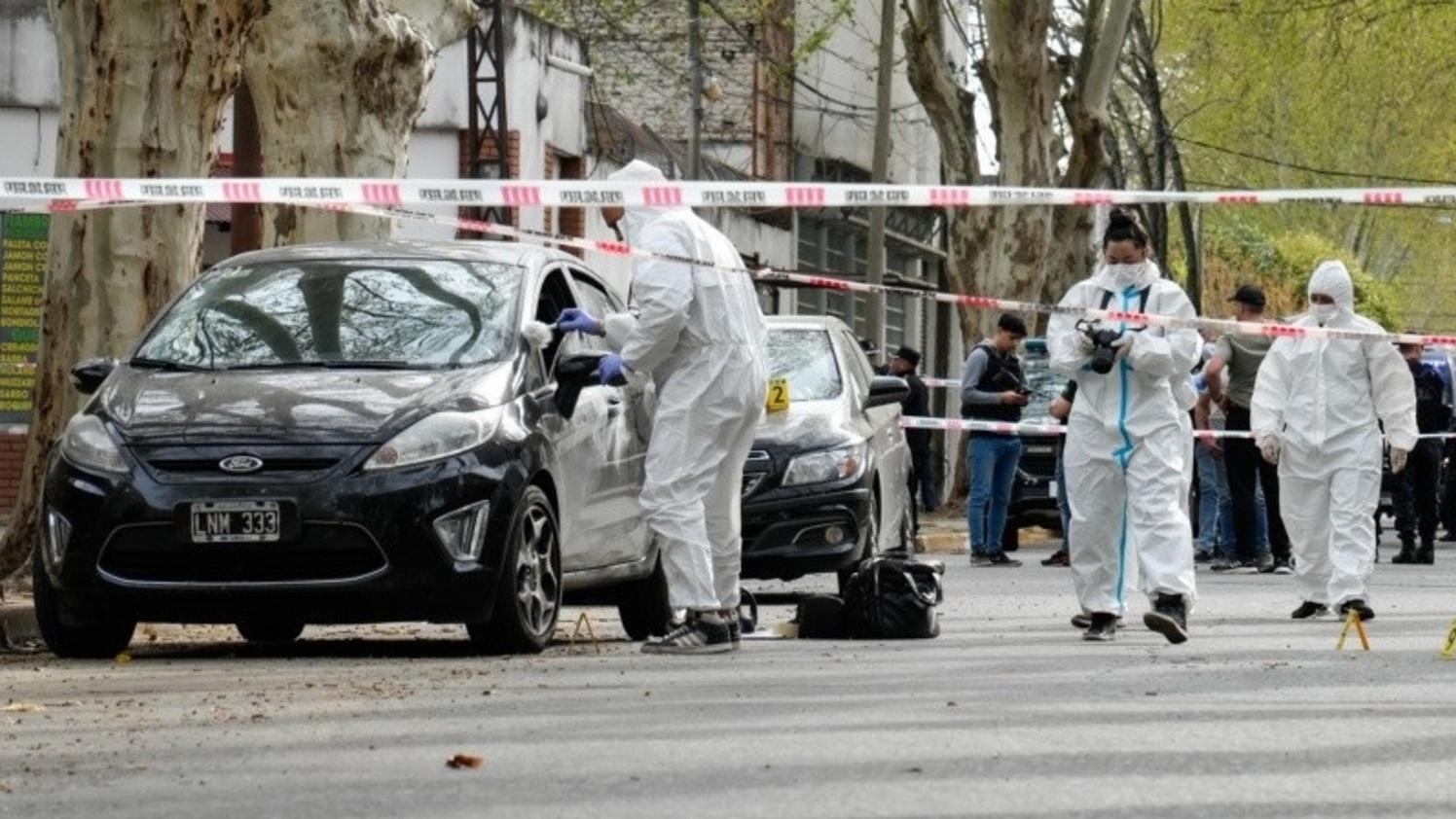 Fuentes policiales explicaron que el automóvil estaba en una zona cercana al domicilio de un sospechoso.