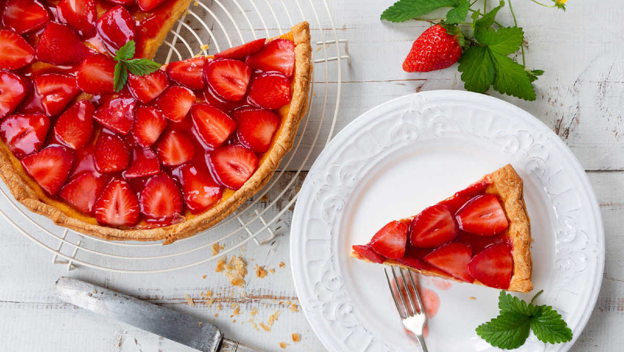 No te pierdas cómo hacer esta riquísima tarta de frutillas, ideal para disfrutar en esta época.