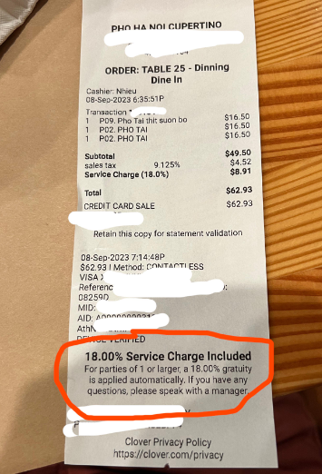   <a href='https://www.cronica.com.ar/tags/Restaurante'>Restaurante</a> aplica un 'recargo' muy elevado por el servicio de mesa en el ticket y generó polémica (Reddit).