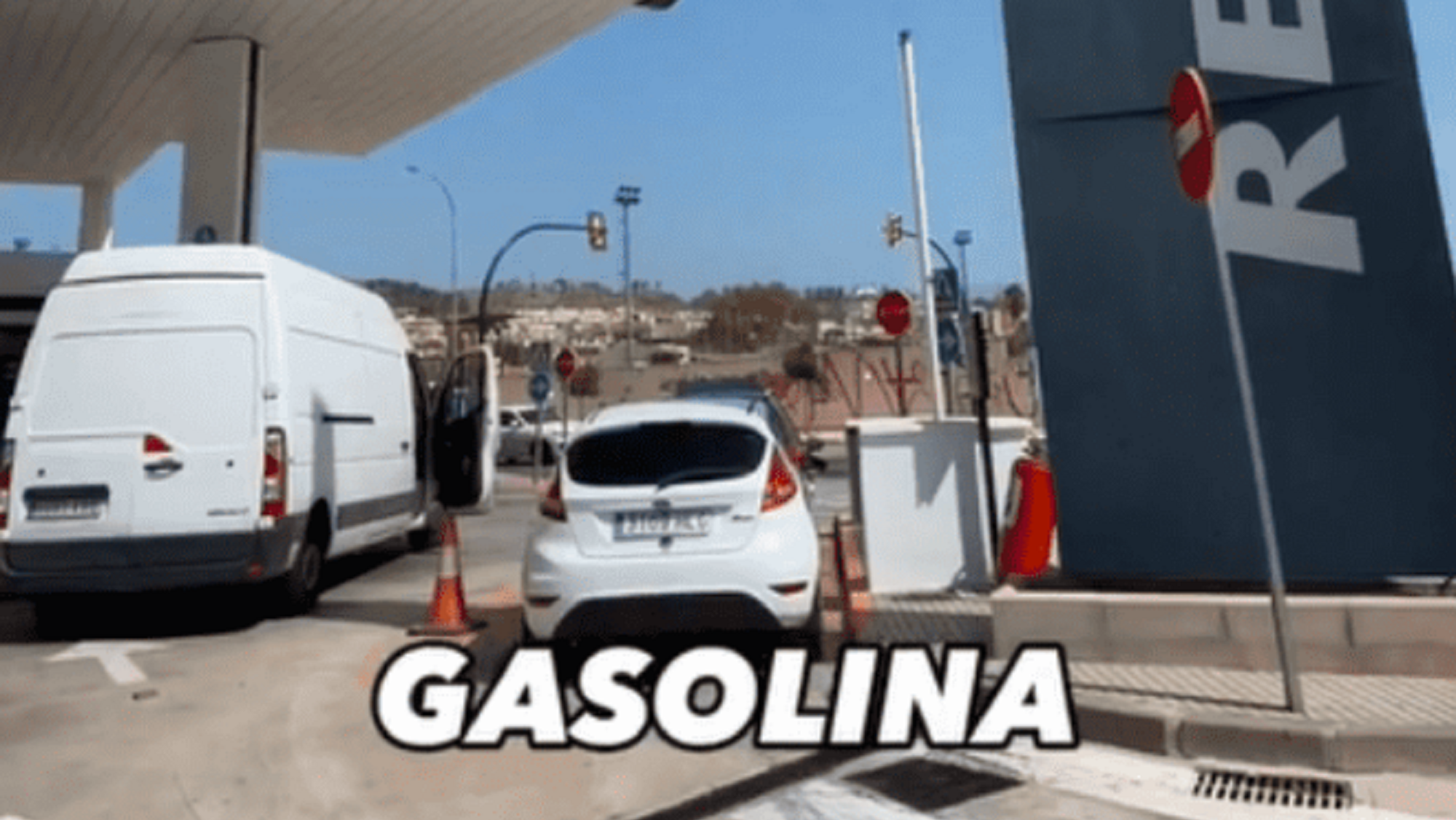 Un argentino comparó los costos de los combustibles en España.