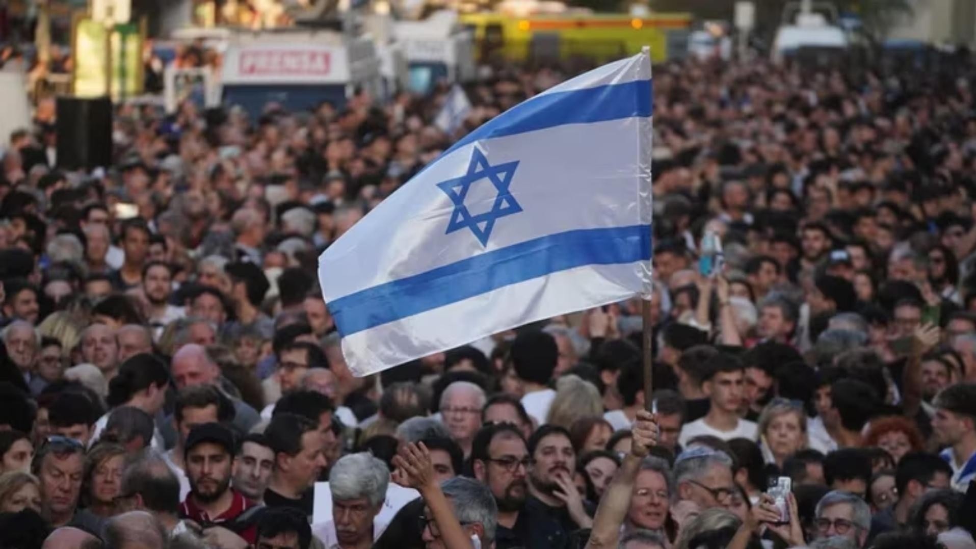 Diversas organizaciones marchan en repudio a los ataques de Hamás a Israel.