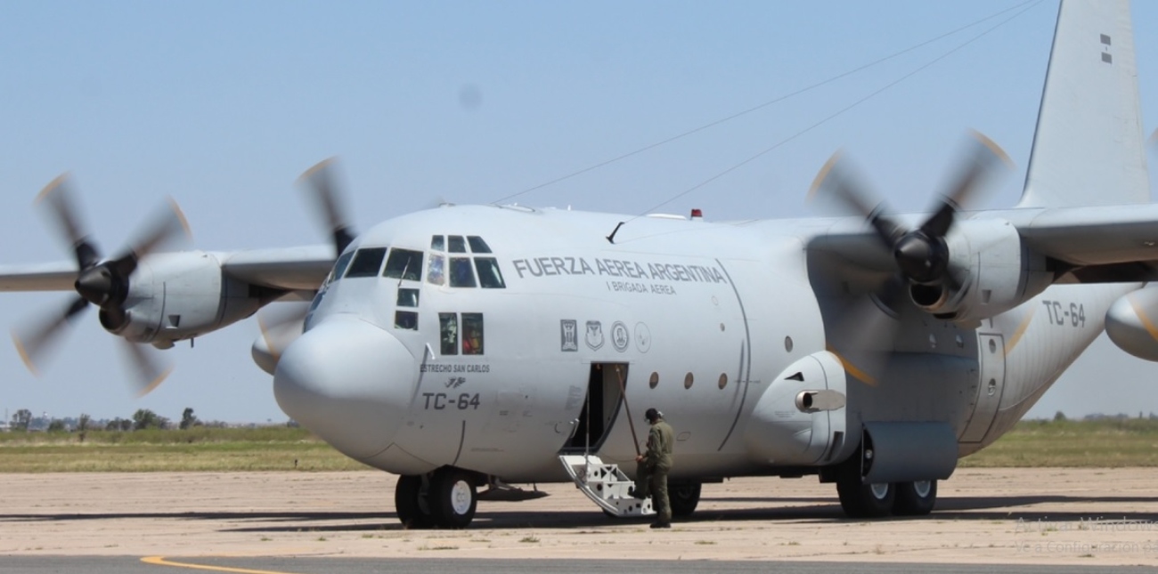 El operativo de evacuación de argentinos comenzó el martes pasado con el envío de un avión 