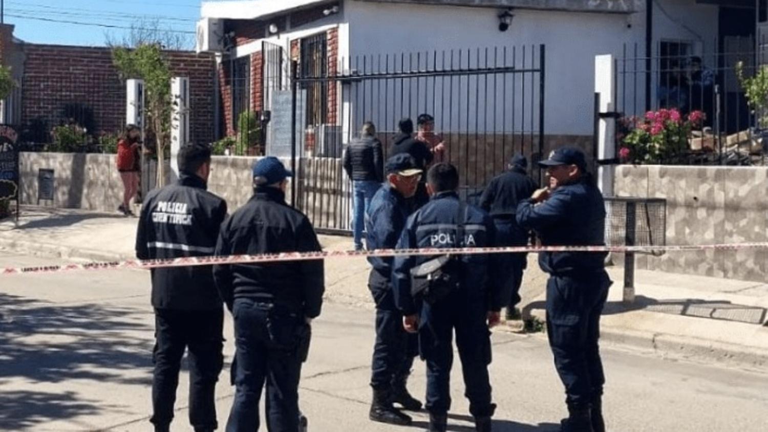 La mujer agredida perdió la vida en las últimas horas producto de las graves heridas ocasionadas por su pareja.