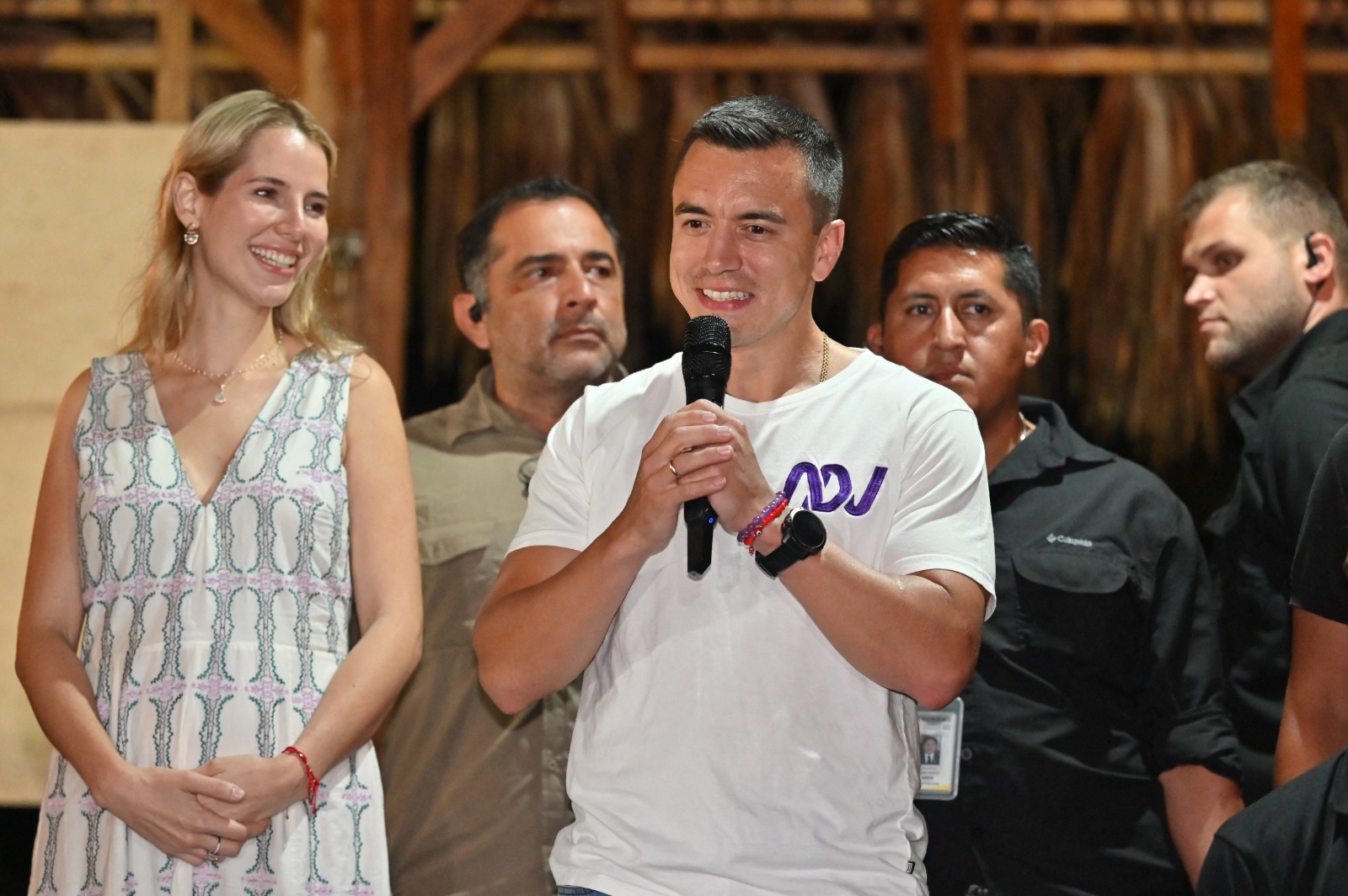 El joven político sorprendió en las elecciones generales del 20 de agosto último al entrar en la segunda vuelta, pese a no contar con un partido propio.