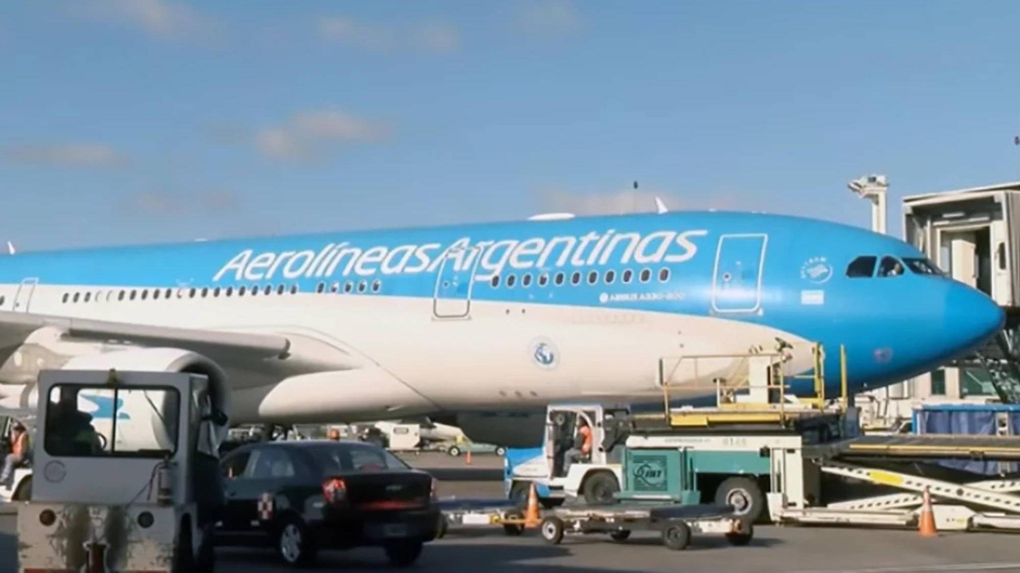 Llegó al país el segundo vuelo de Aerolíneas Argentinas que trae repatriados desde Israel.