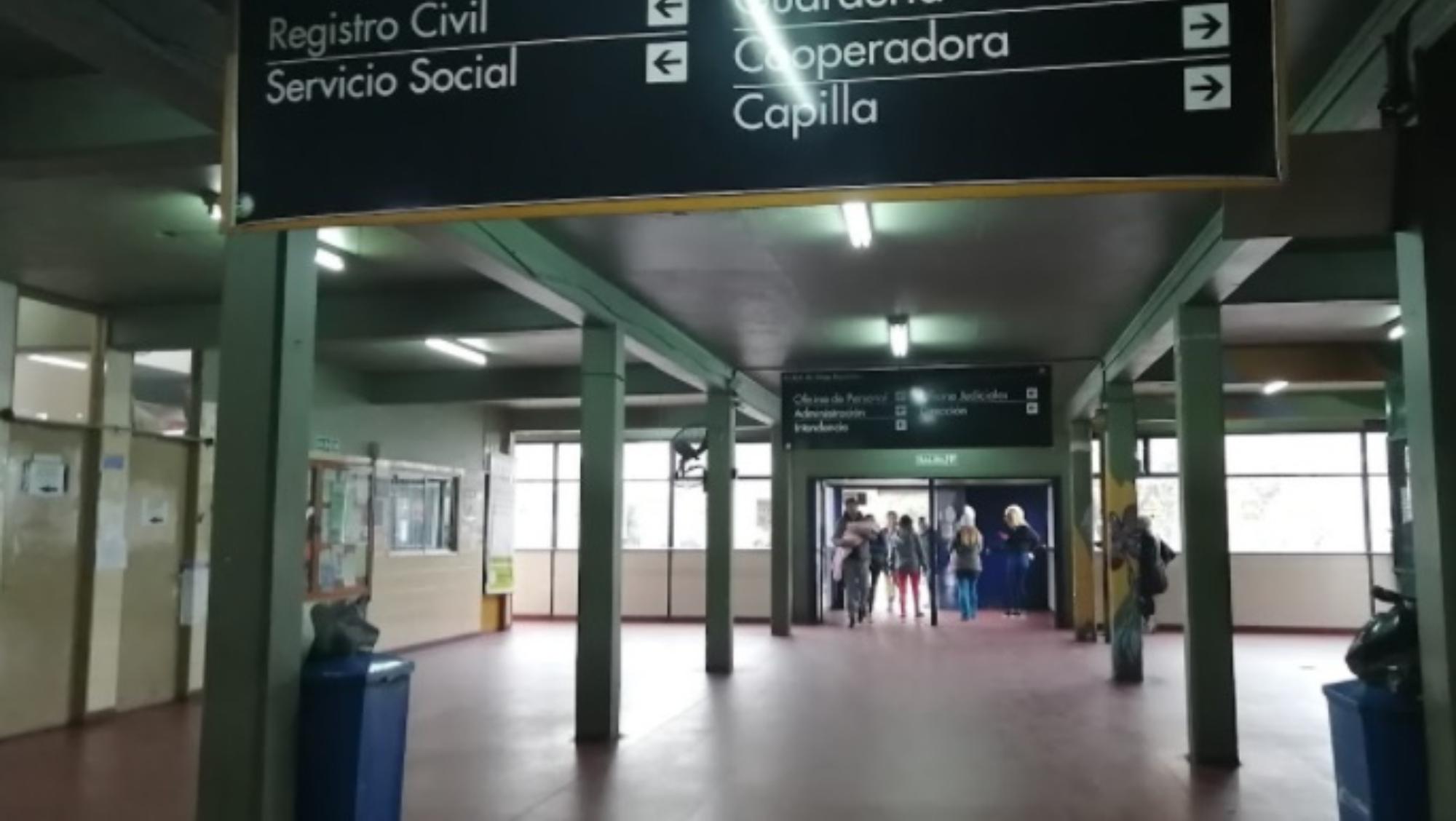 Ambas víctimas debieron ser asistidas por los médicos en este hospital.