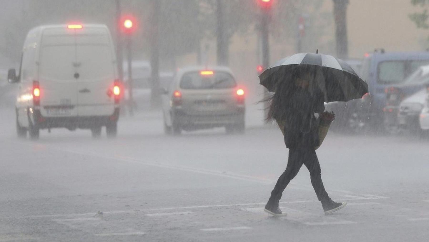 Precaución: alerta amarilla por fuertes vientos y tormentas para Buenos Aires y varias provincias, ¿qué dice el SMN?