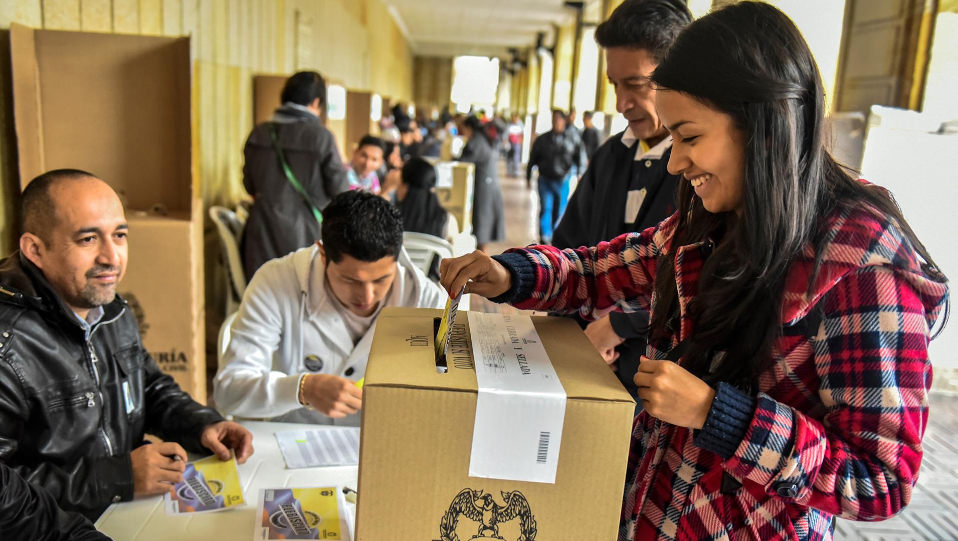 Los chicos tienen la posibilidad de votar y elegir pensando en el futuro (Archivo).