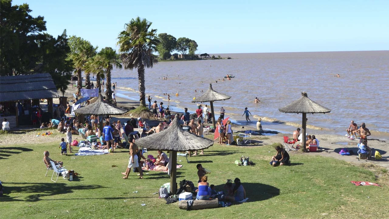 Esta playa bonaerense es una de las opciones más destacadas si lo que se quiere es disfrutar de una escapada corta durante un 'finde'.