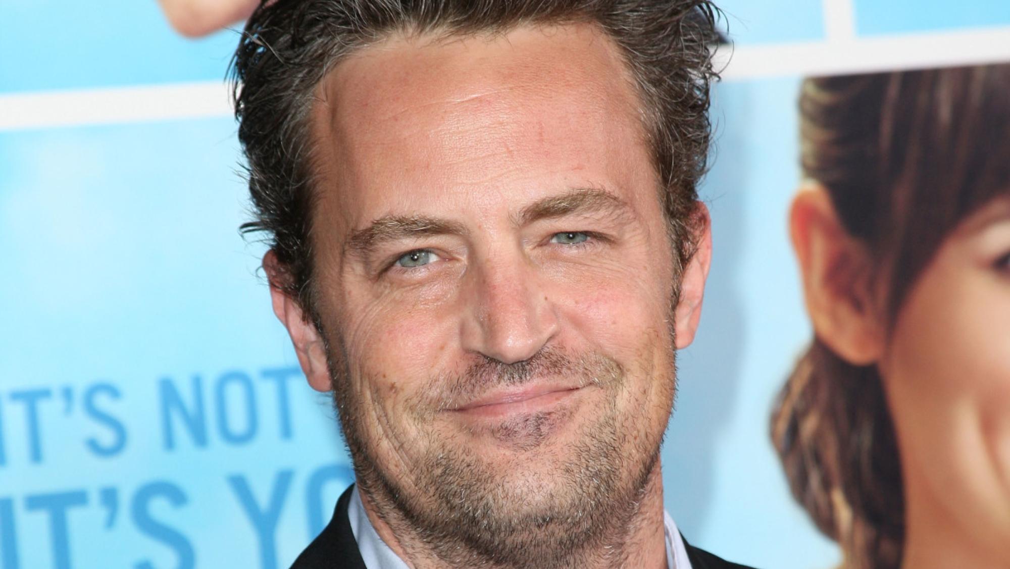 Murió Matthew Perry a los 54 años.