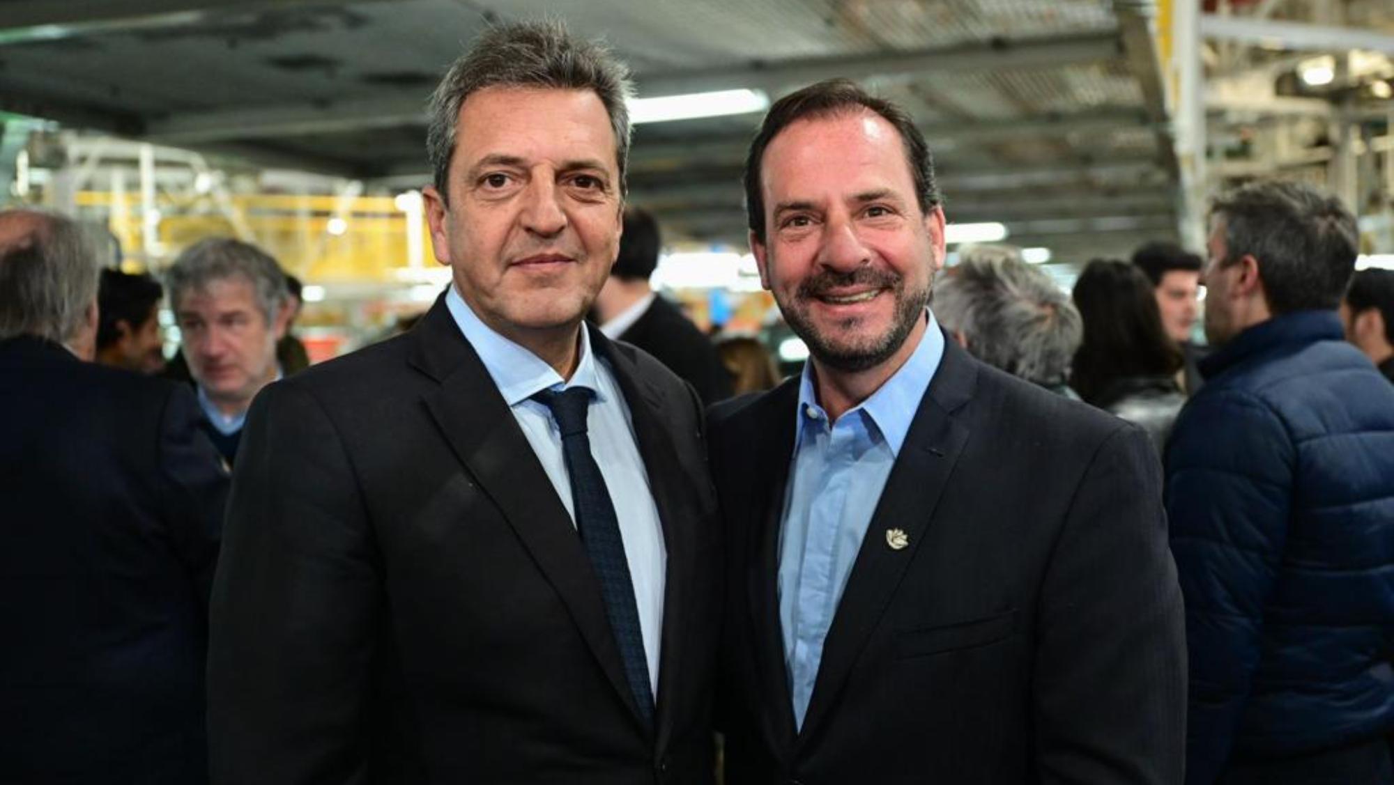 Sergio Massa junto a Ariel Sujarchuk.