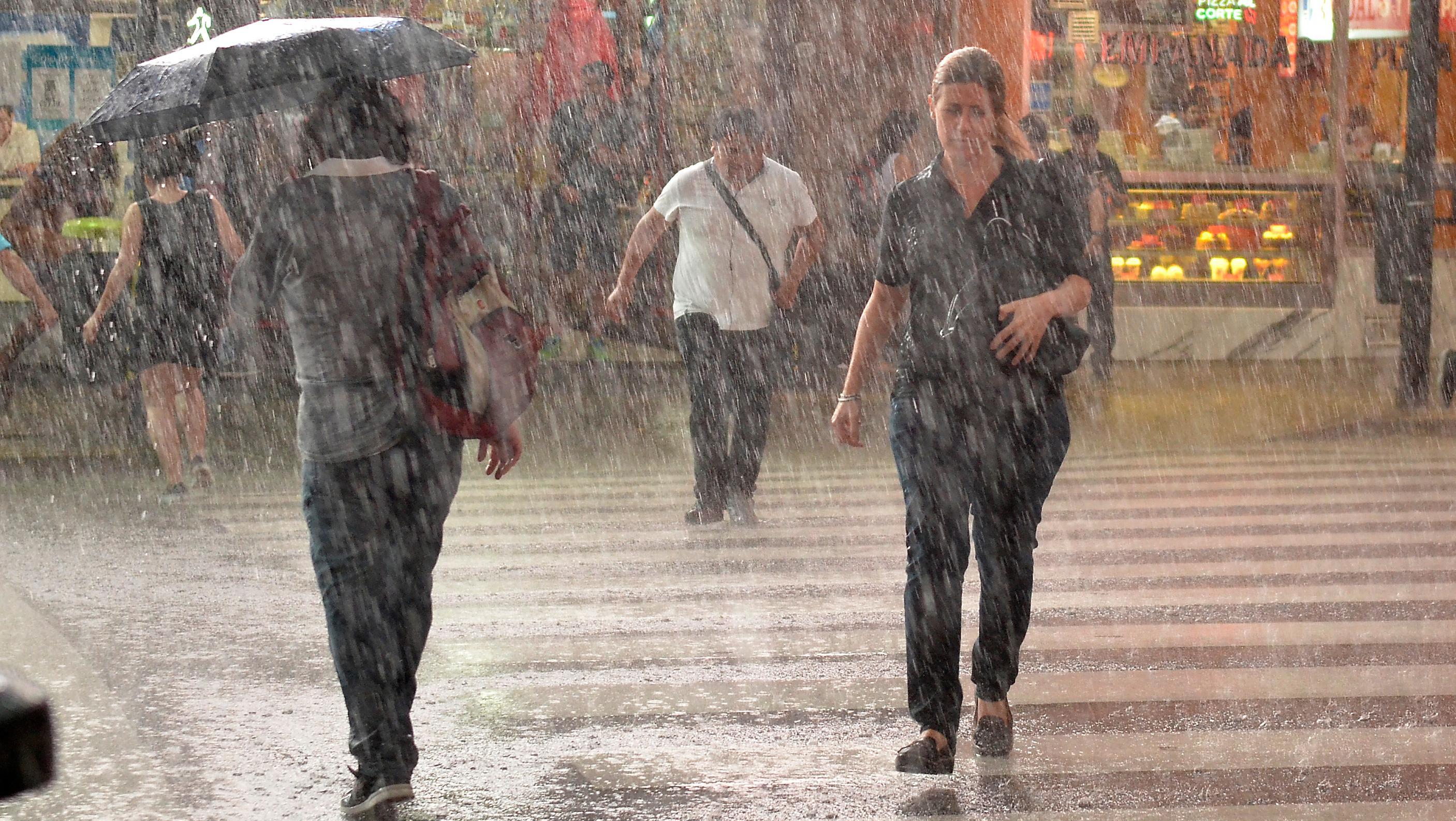 Pronóstico de tormentas fuertes para esta semana: ¿Cuándo llueve en Buenos Aires? (Fernando Pérez Ré / Crónica / Archivo).