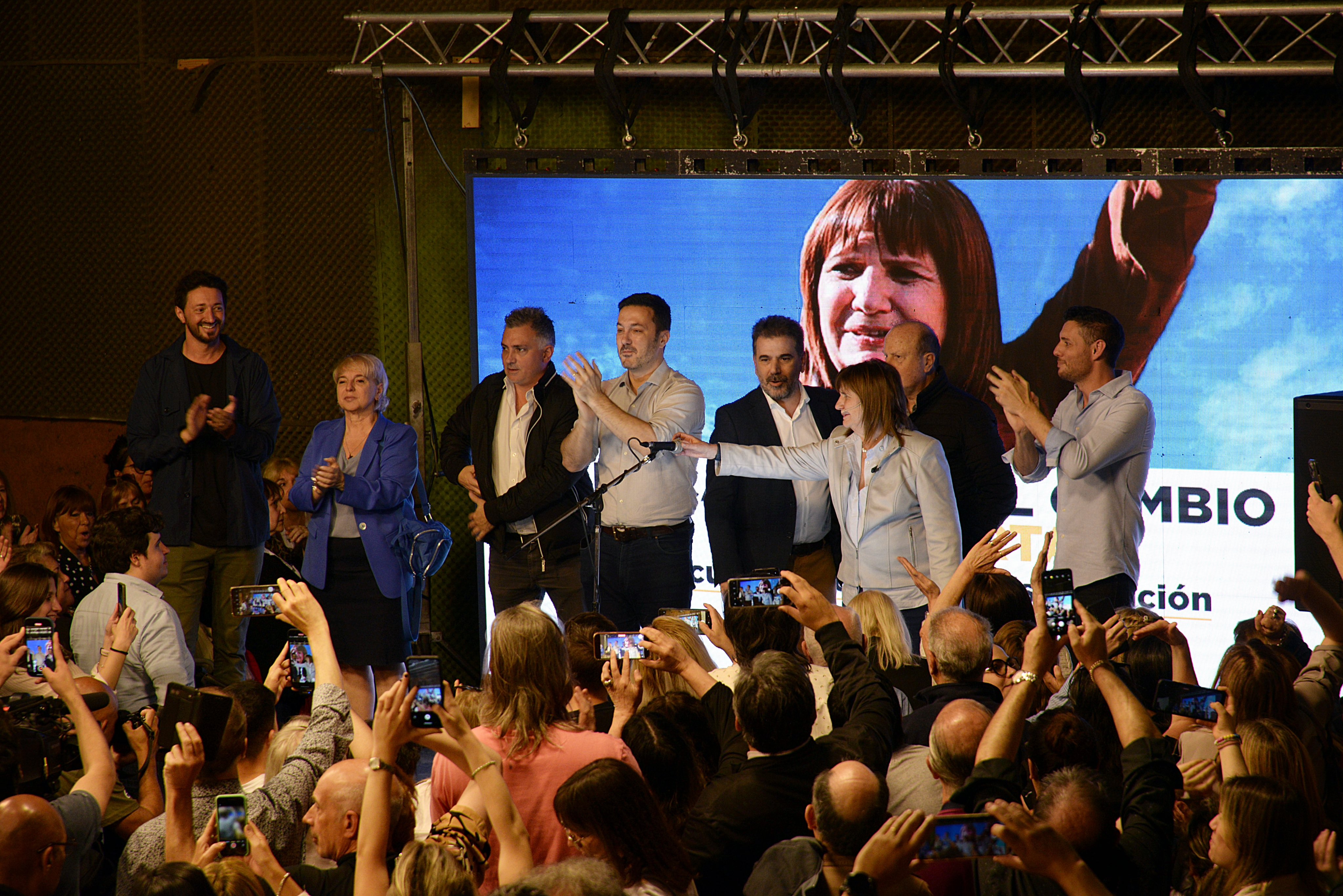 Patricia Bullrich estuvo acompañada por Luis Petri, Cristian Ritondo, Silvana Giudici y Damián Arabia.