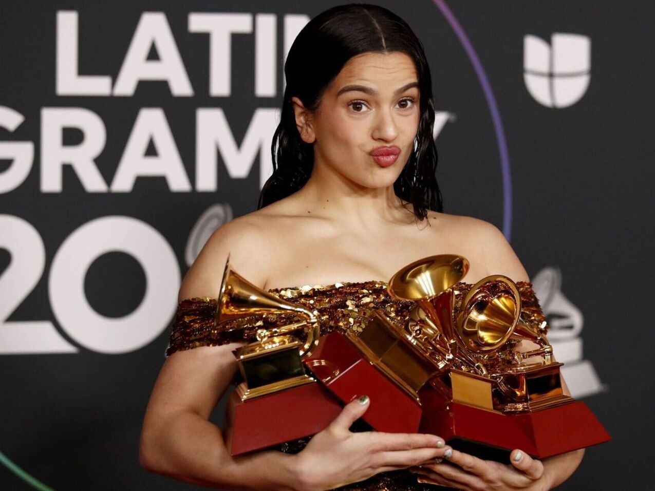 Rosalía en los Premios Latin Grammy.