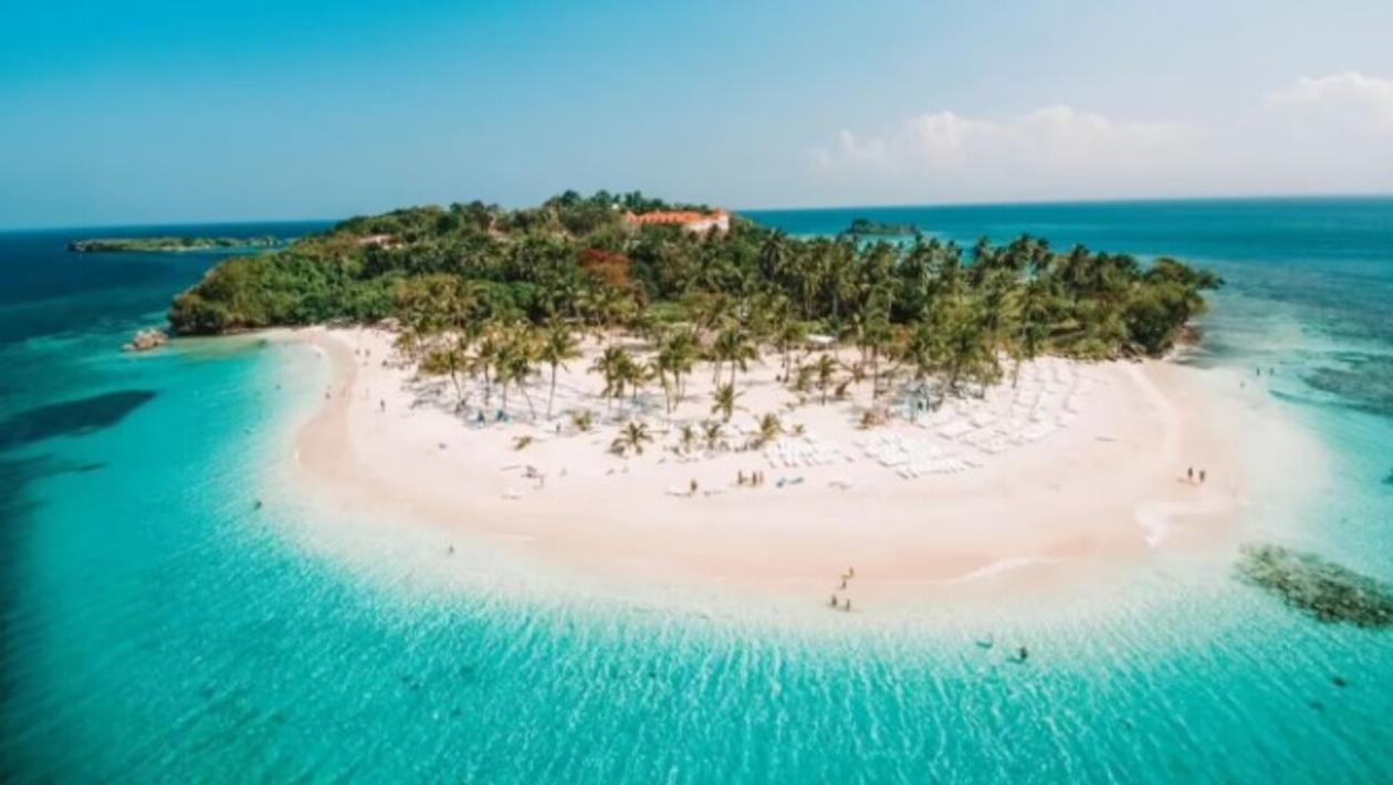 La paradisíaca isla está ubicada cerca de Puerto Rico (Twitter).