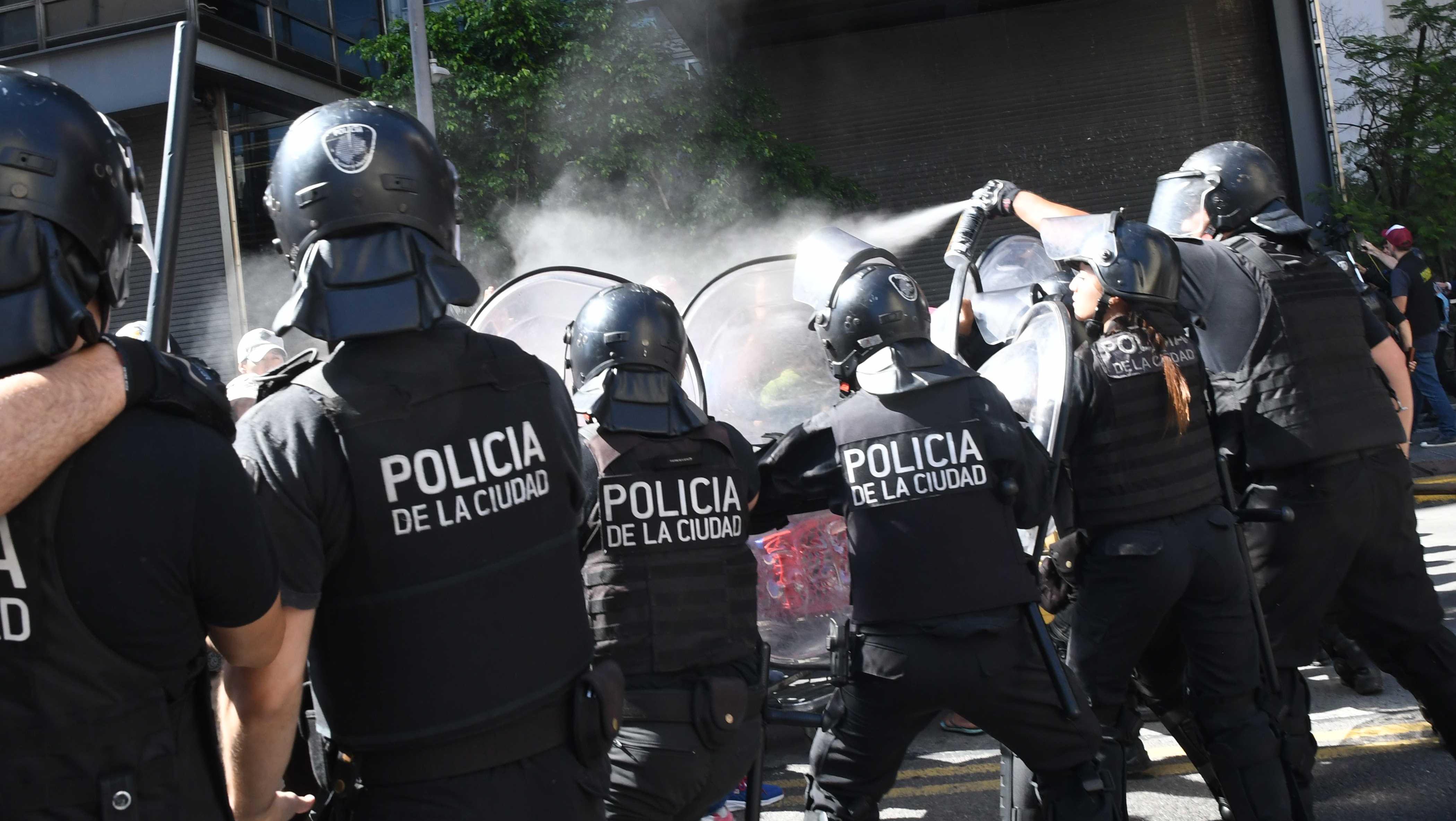 Debutó el protocolo antipiquetes. (Télam)